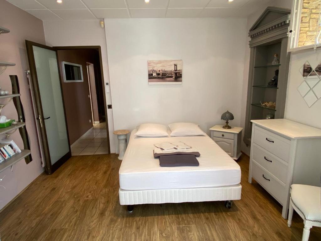 Comme A La Maison Apartment
